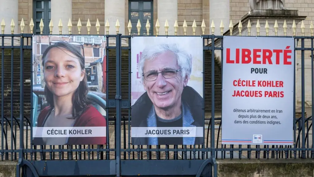 Le CSEE salue le retour des enseignants français détenus Cécile Kohler et Jacques Paris
